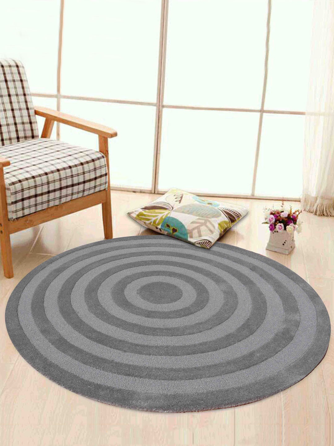 

PRESTO Grey Solid Hand Tufted Round Wool Carpet