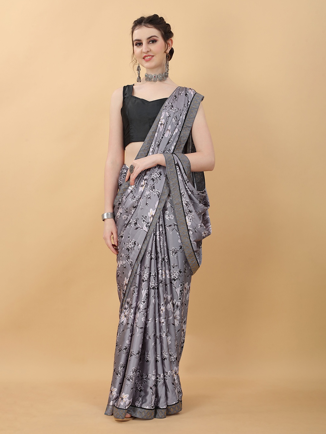 

kasee Grey & White Floral Satin Saree