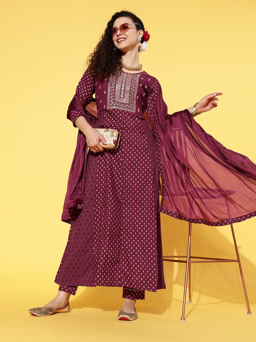 

SheWill Women Burgundy Printed Kurta with Trousers