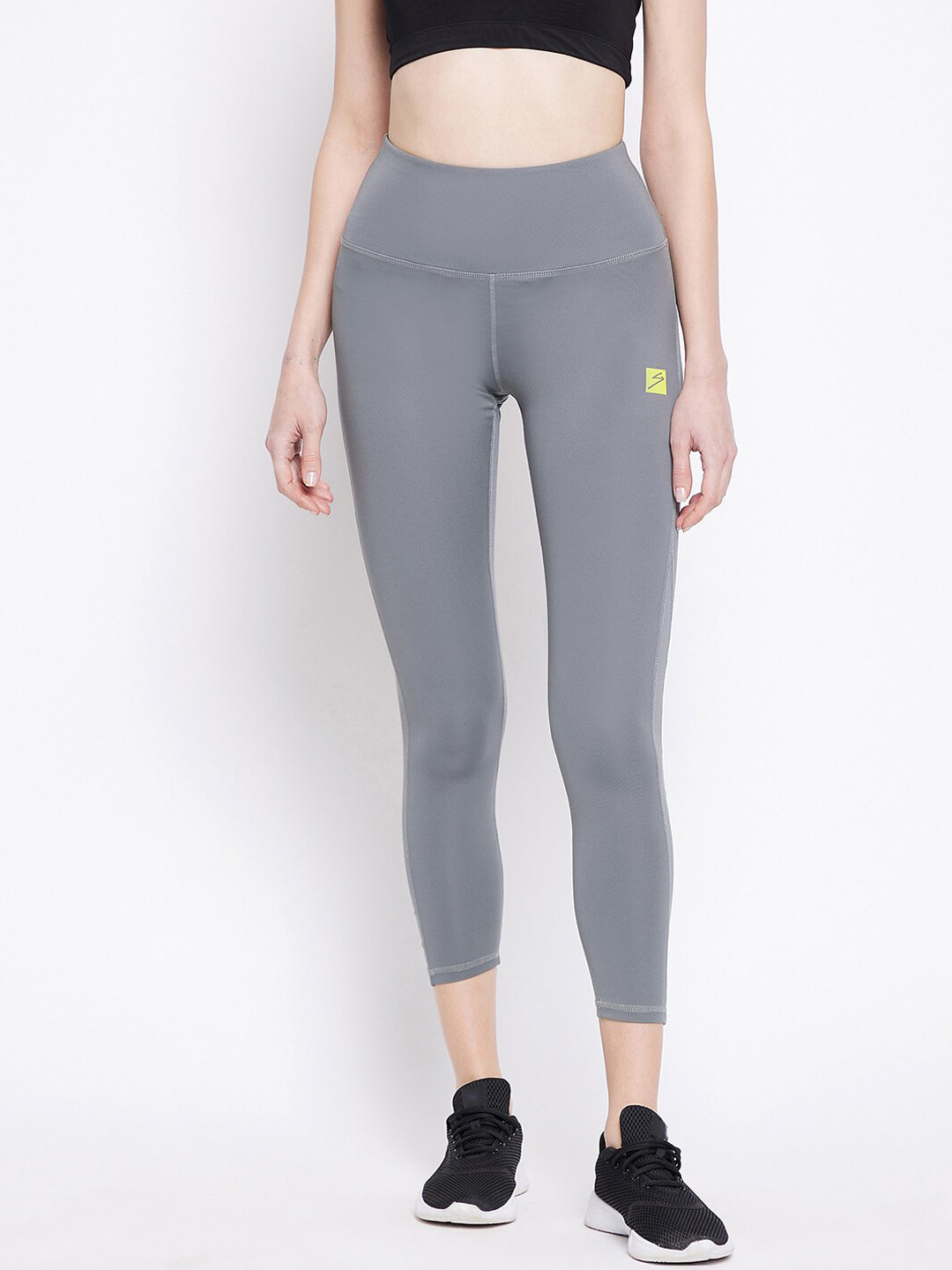

UNPAR Women Grey & Green Solid Tights
