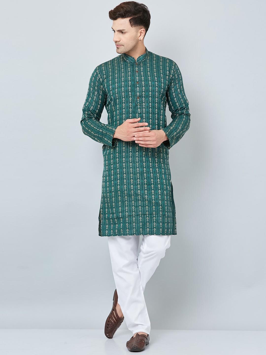 

Armaan Ethnic Woven Design Mandarin Collar Long Sleeves Kurta, Sea green