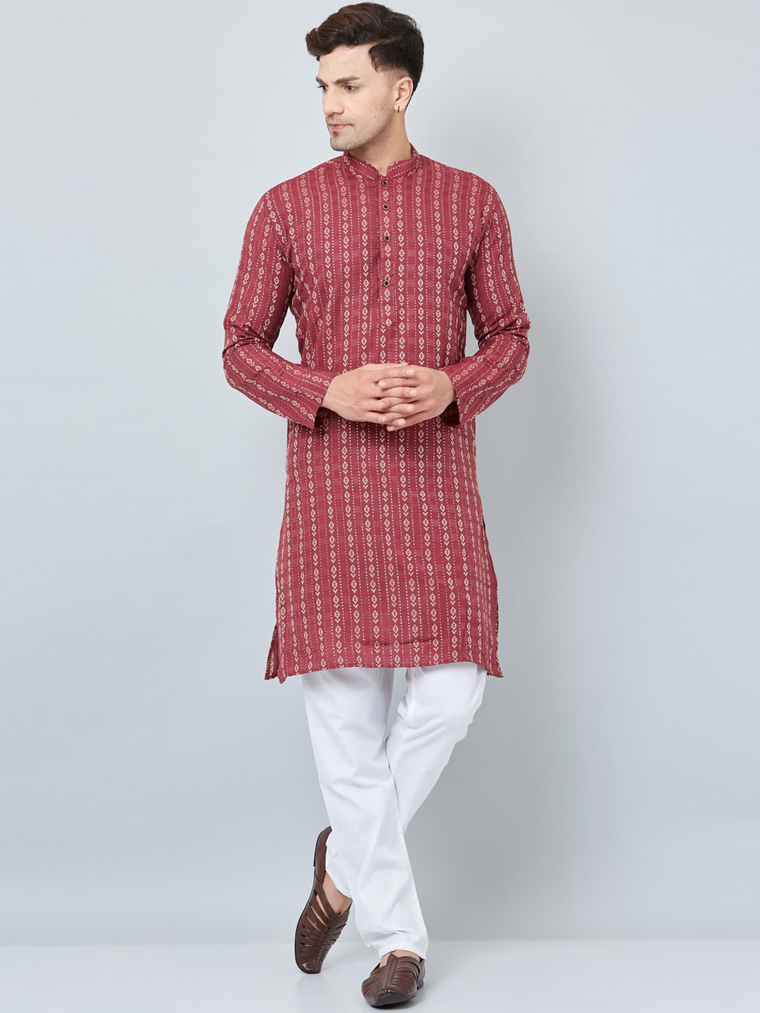 

Armaan Ethnic Motifs Straight Regular Fit Kurta, Red