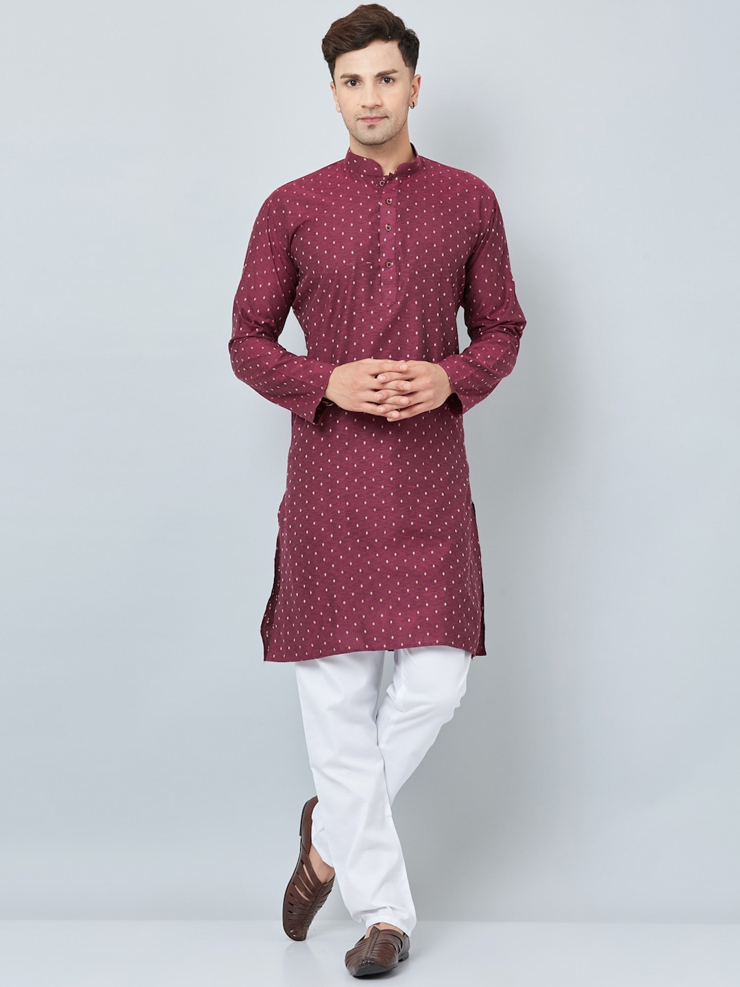 

Armaan Ethnic Geometric Woven Design Mandarin Collar Straight Regular Kurta, Maroon