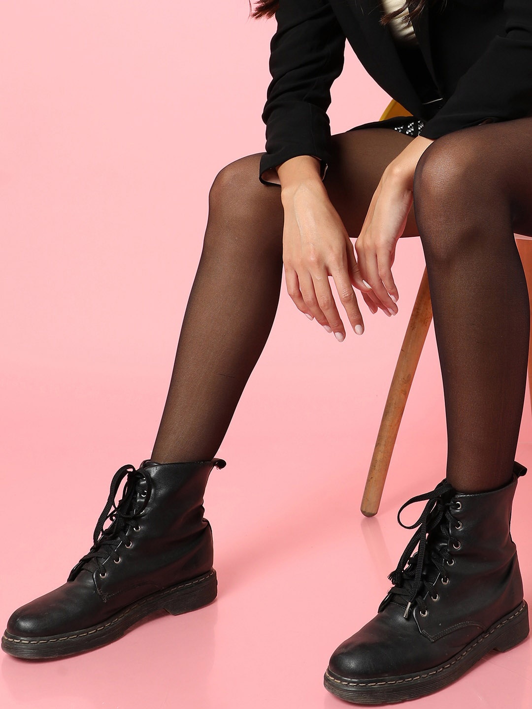 

HAUTE SAUCE by Campus Sutra Women Black Sheer Stockings