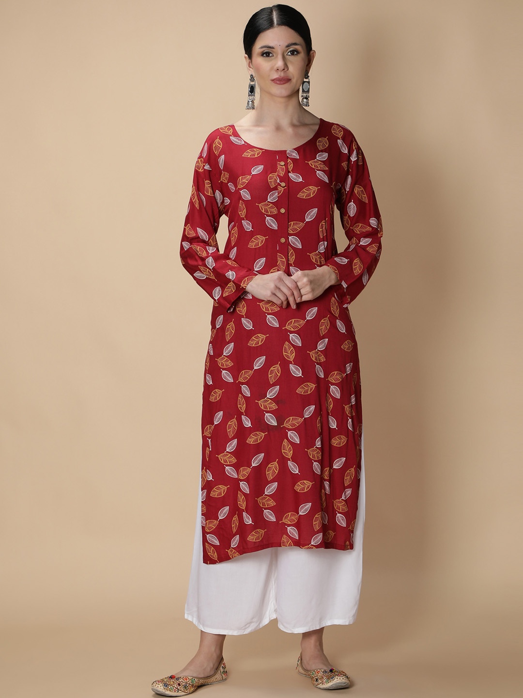 

Fabclub Women Maroon & White Printed Straight Kurta with Palazzo