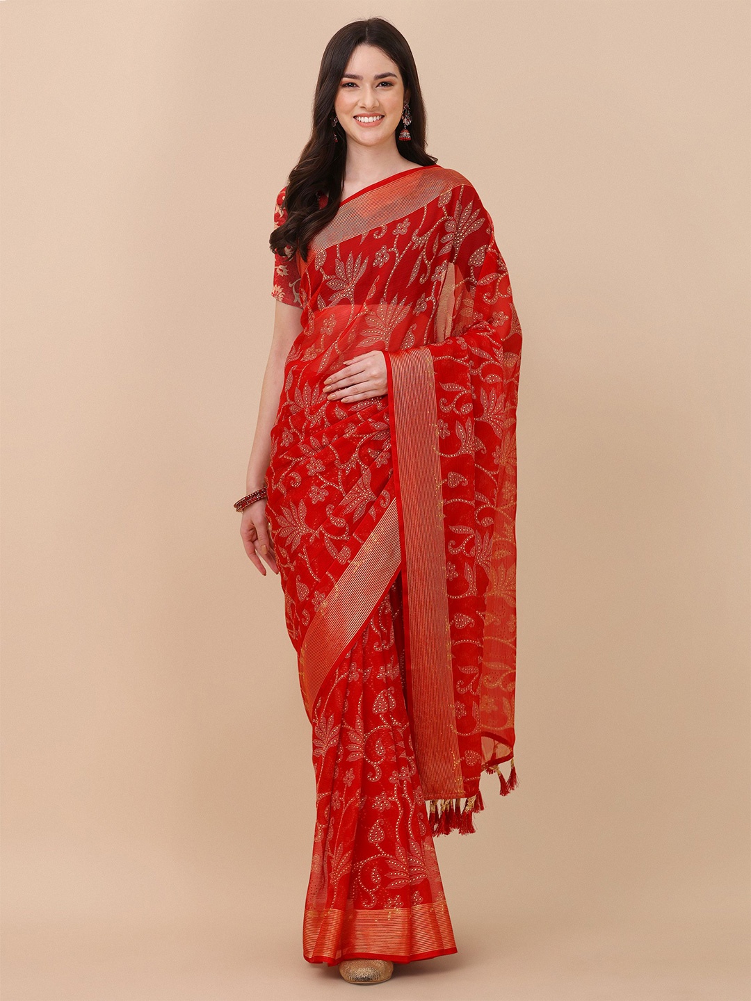 

Mitera Red & Gold-Toned Floral Printed Saree