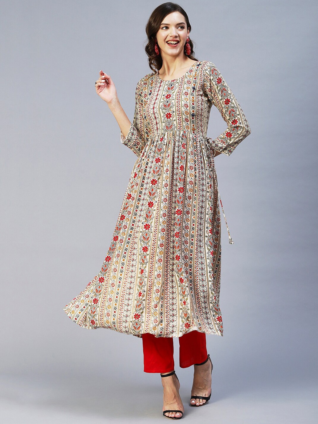 FASHOR Women Cream-Coloured & Red Floral Printed Floral Anarkali Kurta