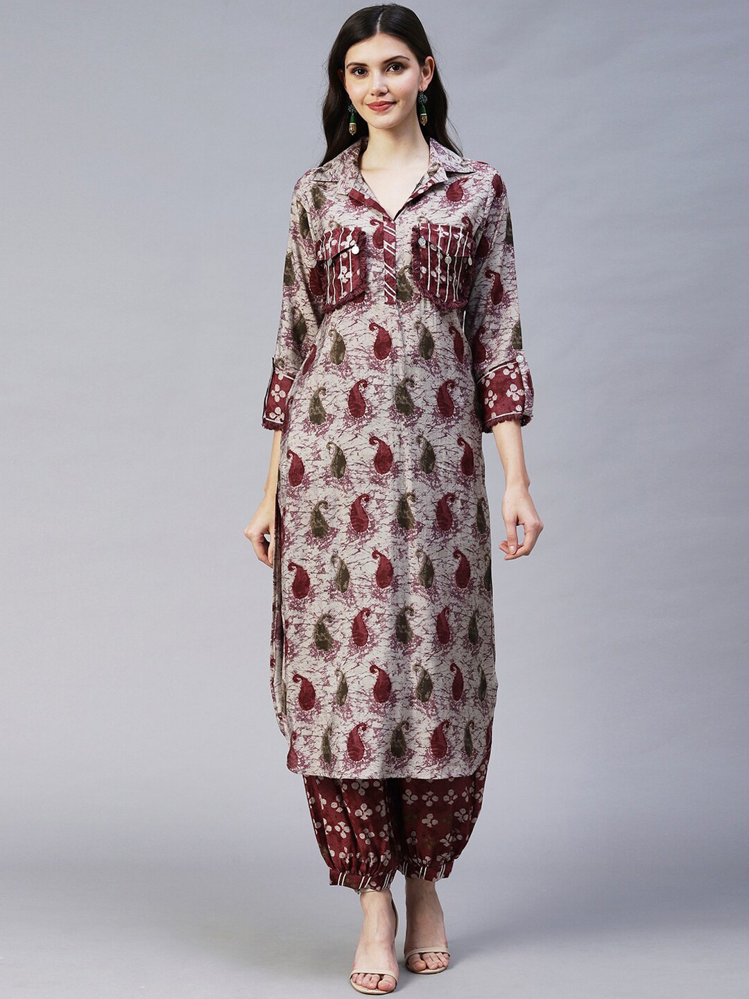 

FASHOR Women Taupe Ethnic Motifs Printed Gotta Patti Kurta with Trousers