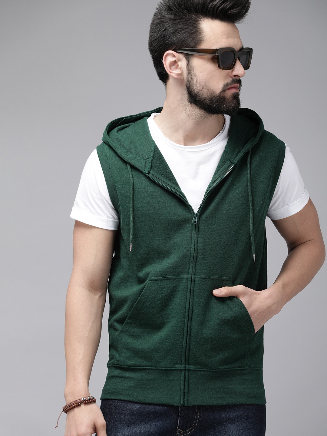 

Roadster The Lifestyle Co. Men Green Solid Hooded Sweatshirt