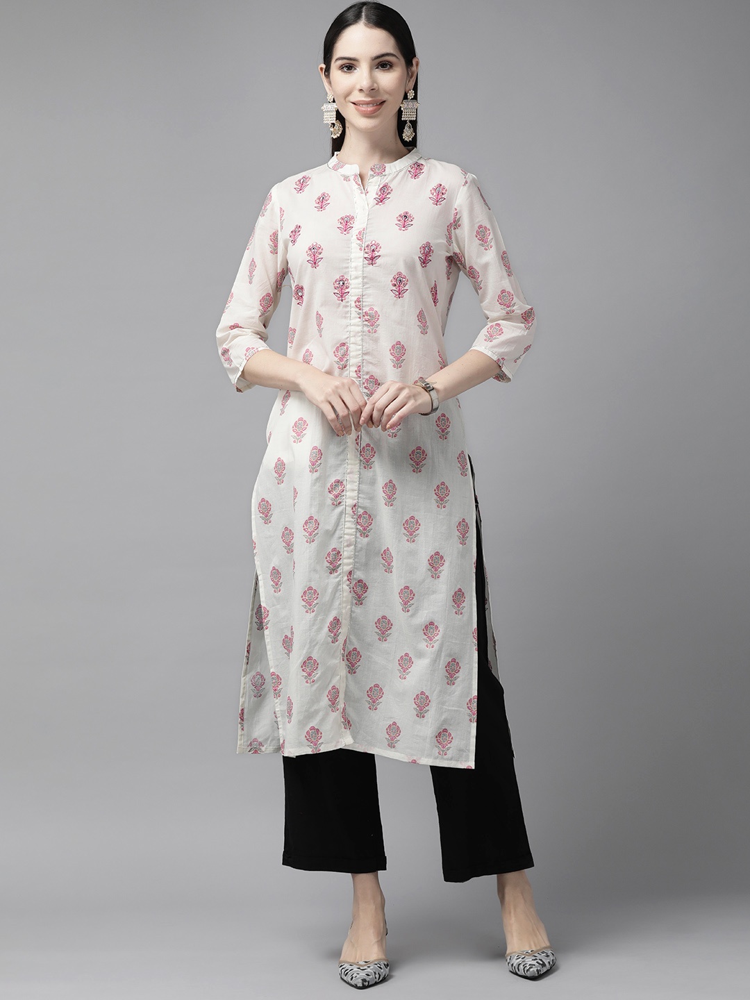 

Amirah s Women Off White & Pink Pure Cotton Floral Printed Floral Kurta