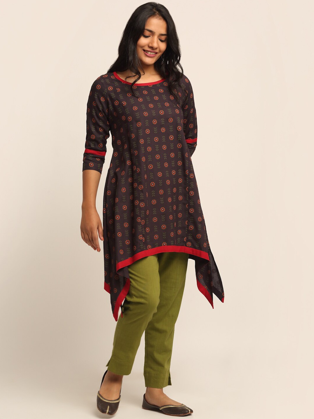 

EK BY EKTA KAPOOR Women Navy Blue Floral Printed Floral Kurta
