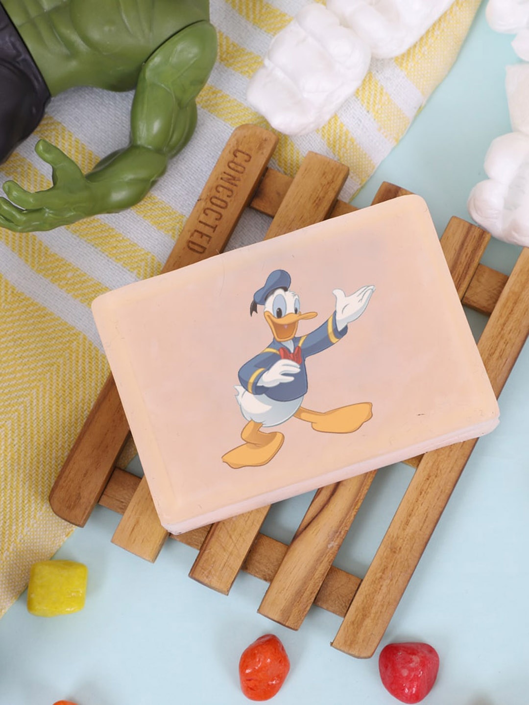

Stay Soapy Set Of 4 Soapy Donald Duck CARTOON 100% Pure & Natural Bathing Soap -200gm, Transparent