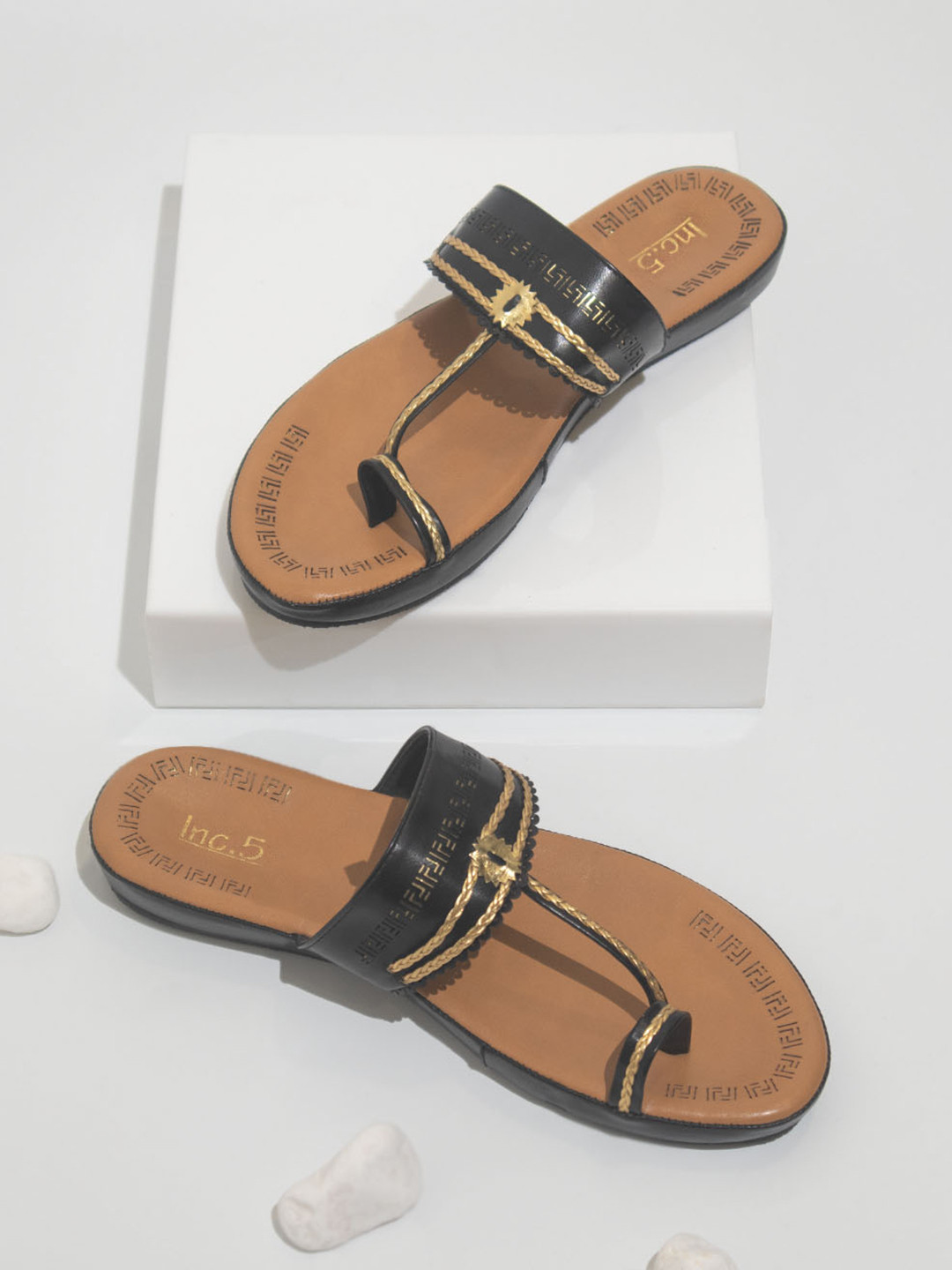 

Inc 5 Women Black Embellished One Toe Flats