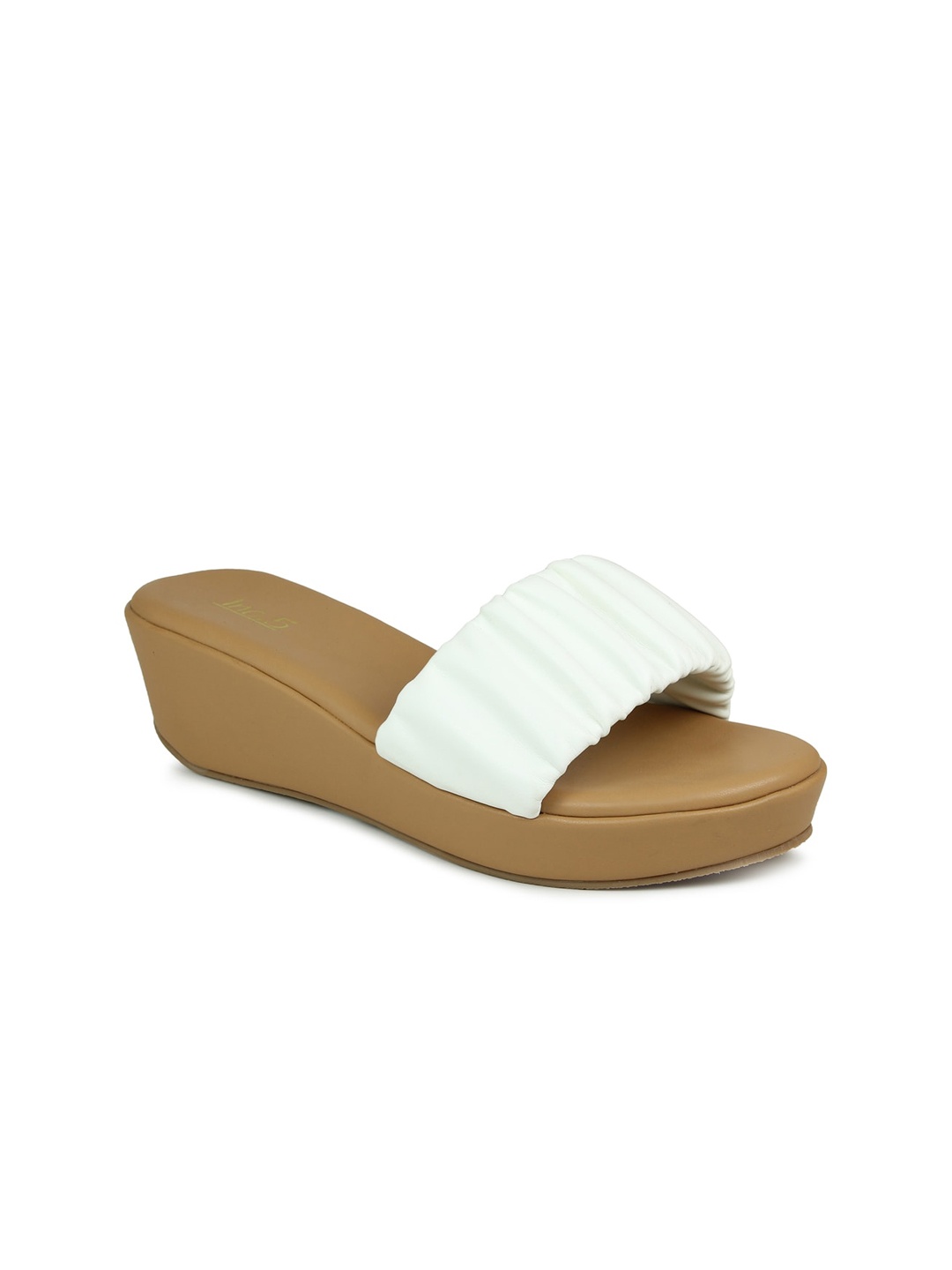 

Inc 5 Women White Flatform Heels