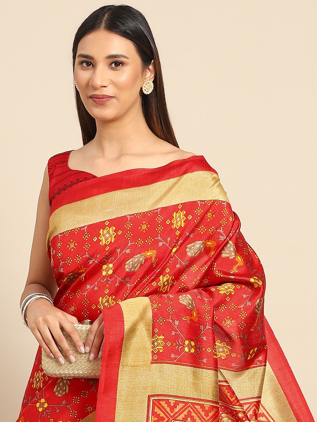

Anouk Rustic Red & Gold-Toned Ethnic Motifs Block Print Saree