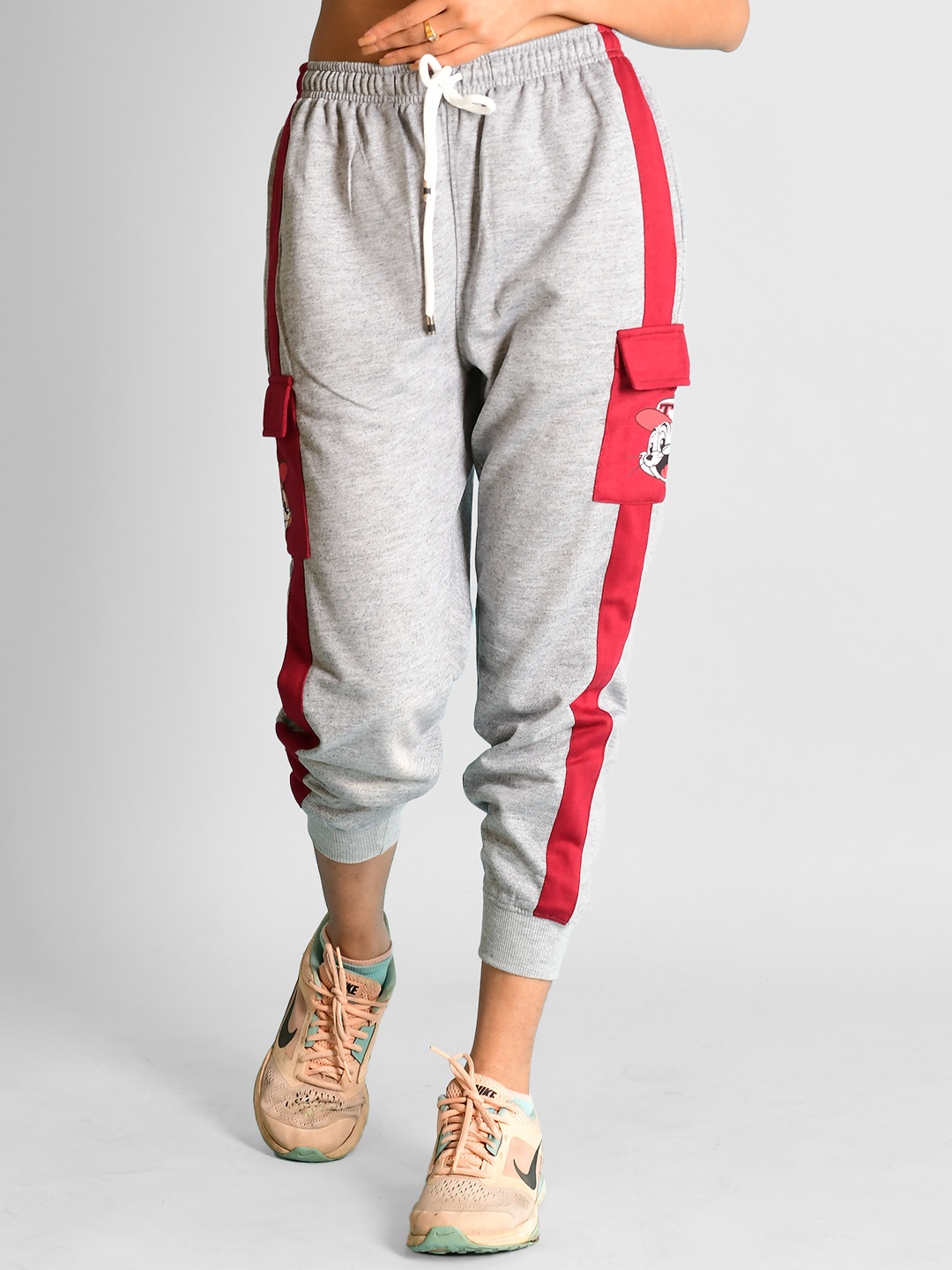 

Athlizur Women Grey Solid Pure Cotton Jogger