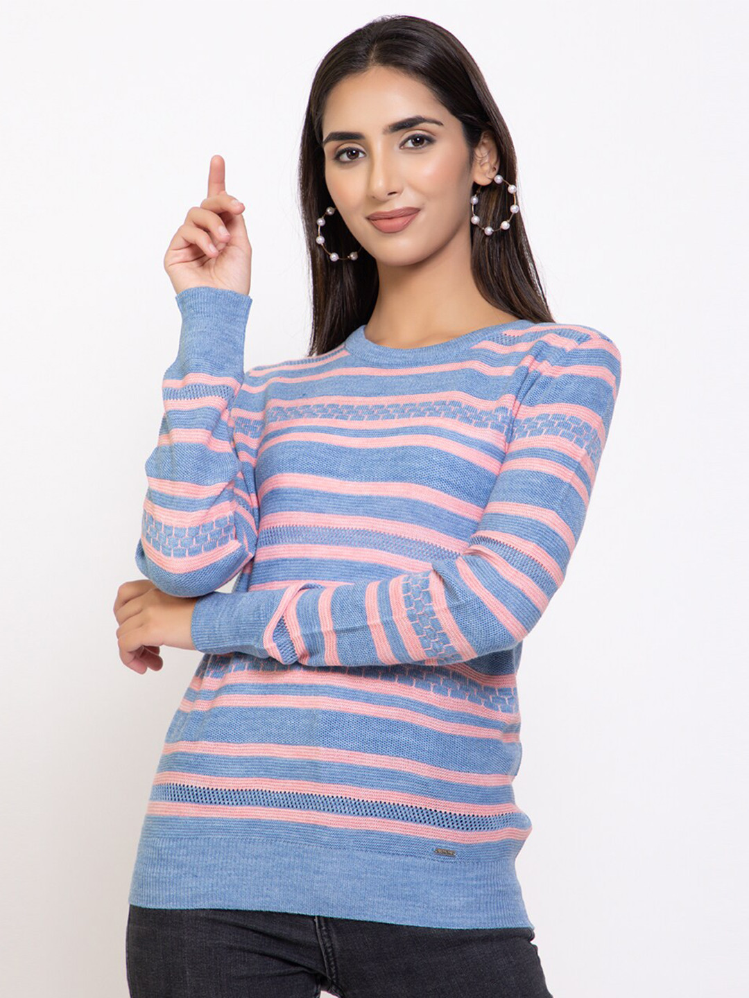 

Species Women Blue & Pink Striped Pullover