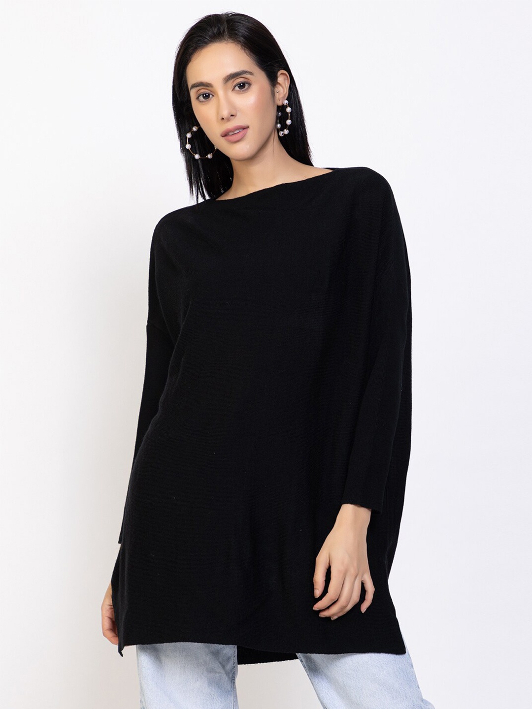 

Species Women Black Pullover