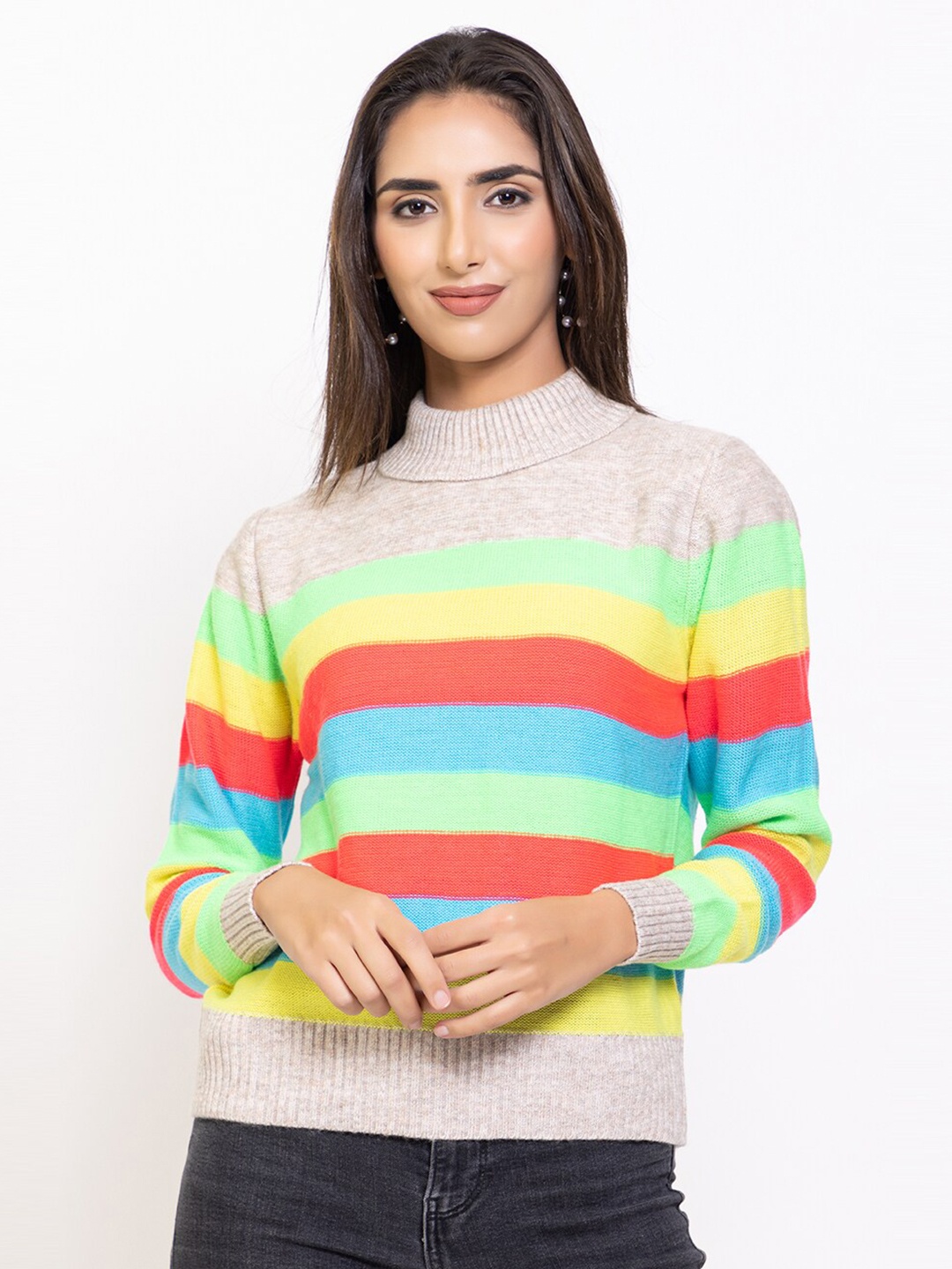

Species Women White & Green Striped Pullover