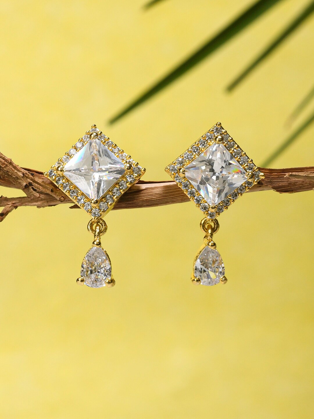 

Voylla Gold-Plated Contemporary Drop Earrings