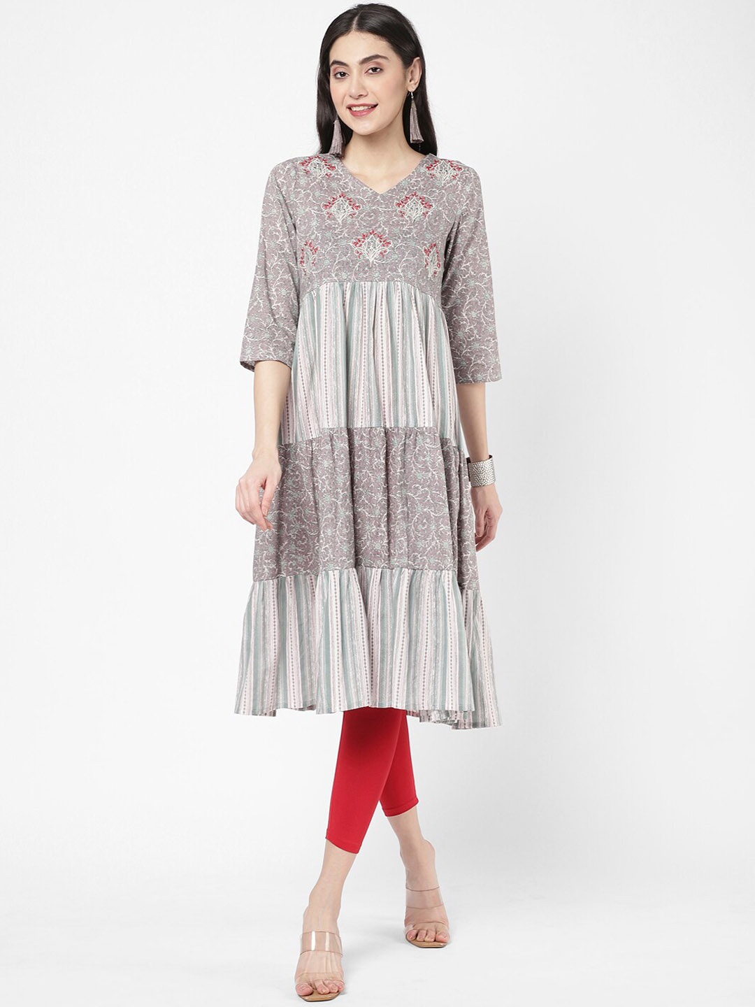 

R&B Women Green Floral Printed Thread Work Anarkali Kurta