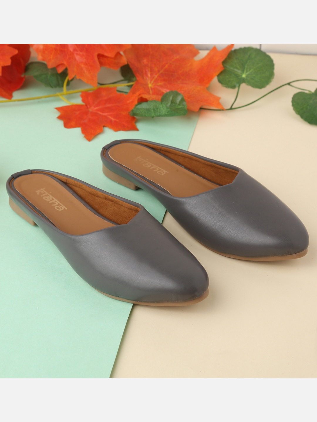 

Kiana Women Grey leather Mules Flats