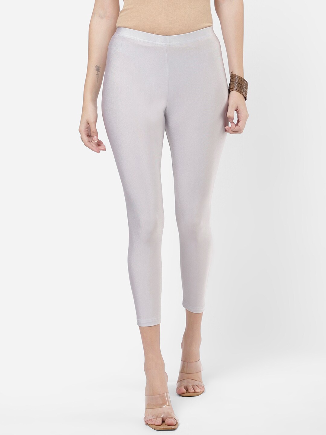 

R&B Women White Solid Ankle-Length Leggings