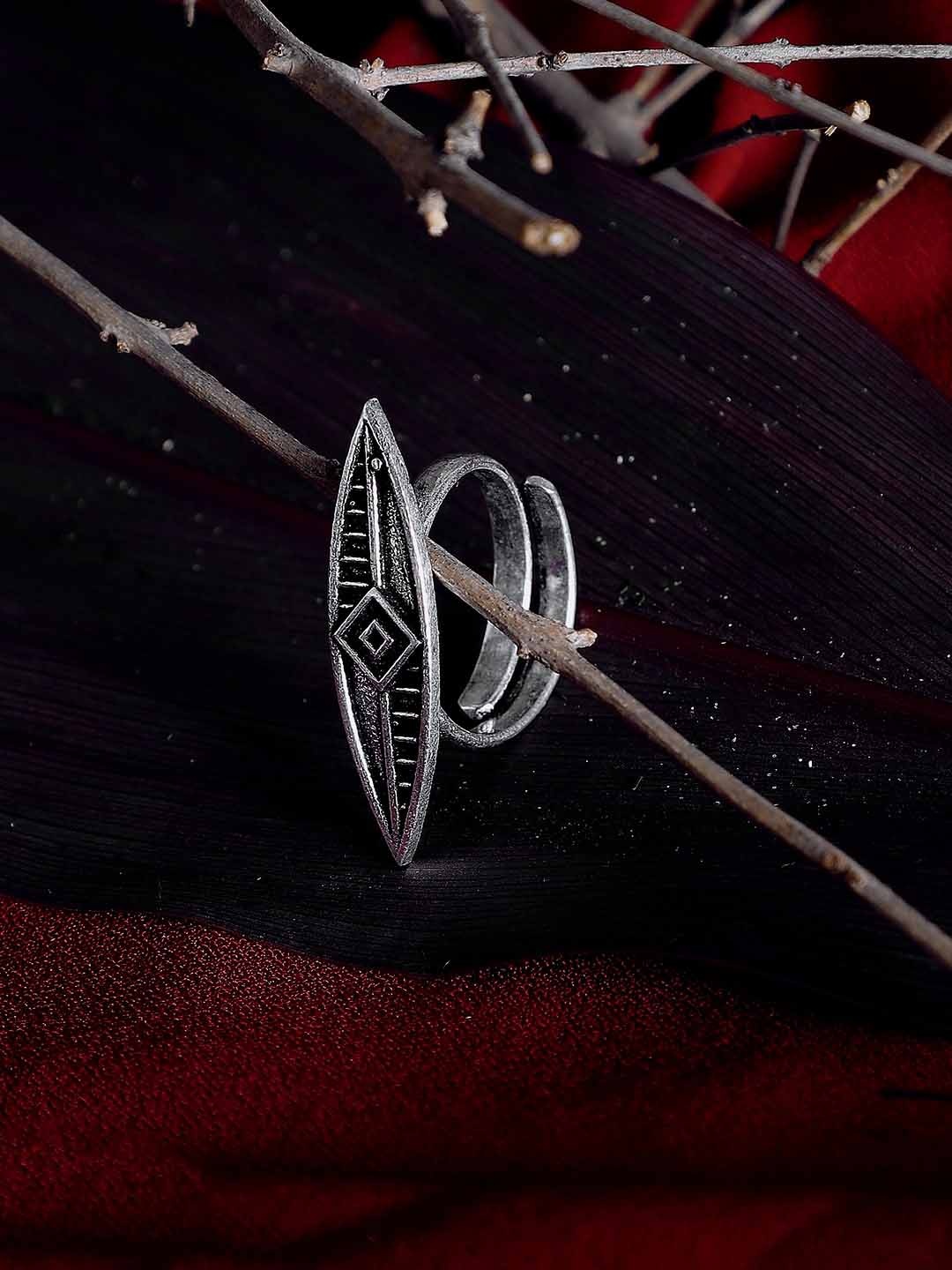 

ZeroKaata Oxidised Sleek Silver-Plated Adjustable Finger Ring