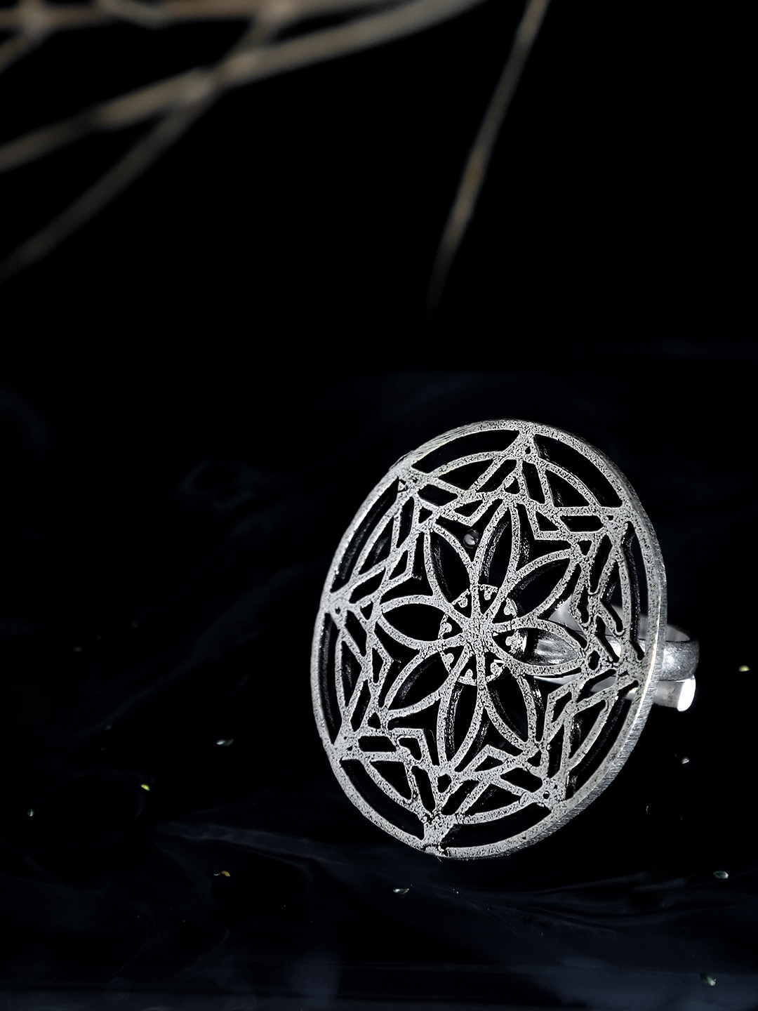 

ZeroKaata Oxidised Silver-Plated Adjustable Finger Ring