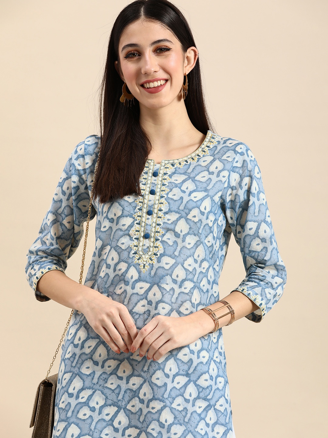 

Anouk Women Pure Cotton Ethnic Motifs Printed Thread Work Kurta, Blue