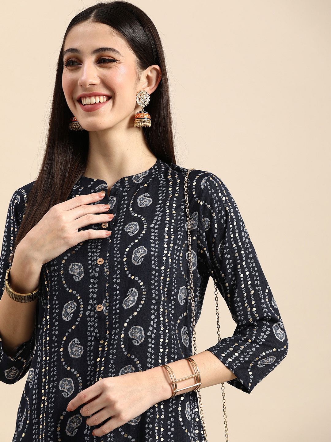 

Anouk Women Paisley Printed Kurta, Navy blue