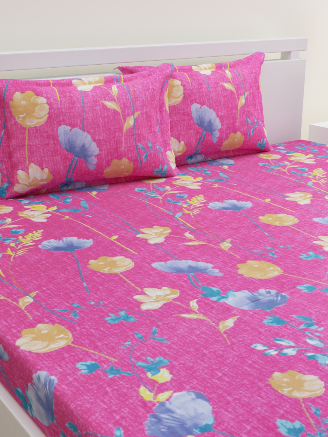 

HOME AFFAIRS Pink & Blue Floral 144 TC Pure Cotton Queen Bedsheet with 2 Pillow Covers