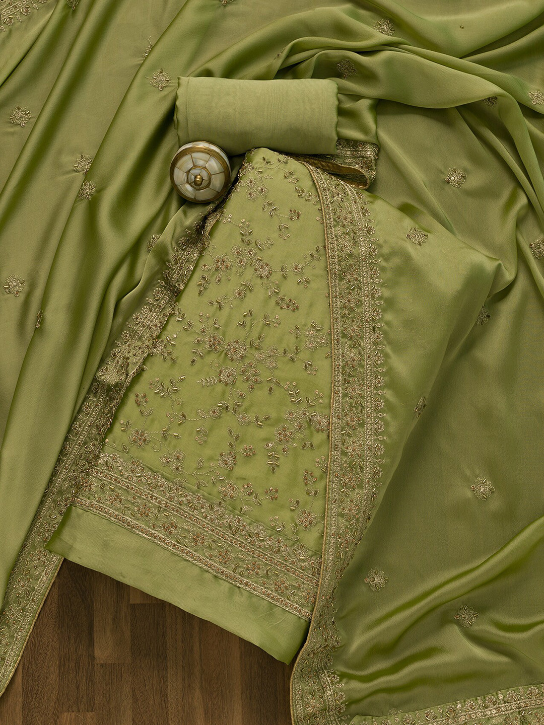 

Koskii Green & Gold-Toned Embroidered Unstitched Dress Material
