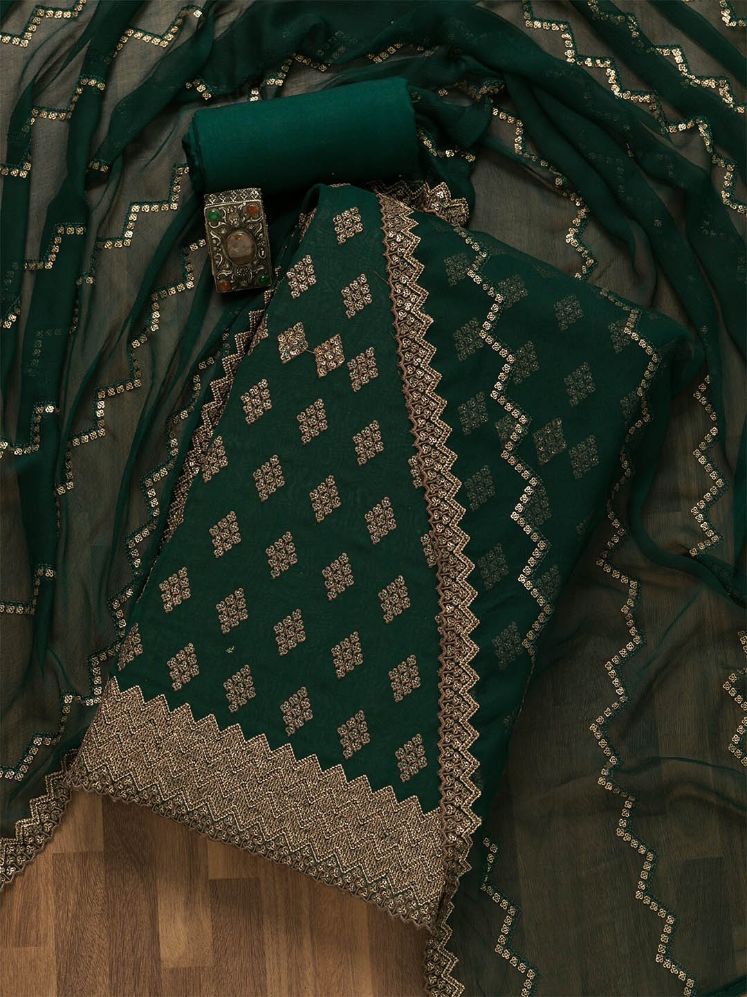 

Koskii Green & Gold-Toned Embroidered Unstitched Dress Material