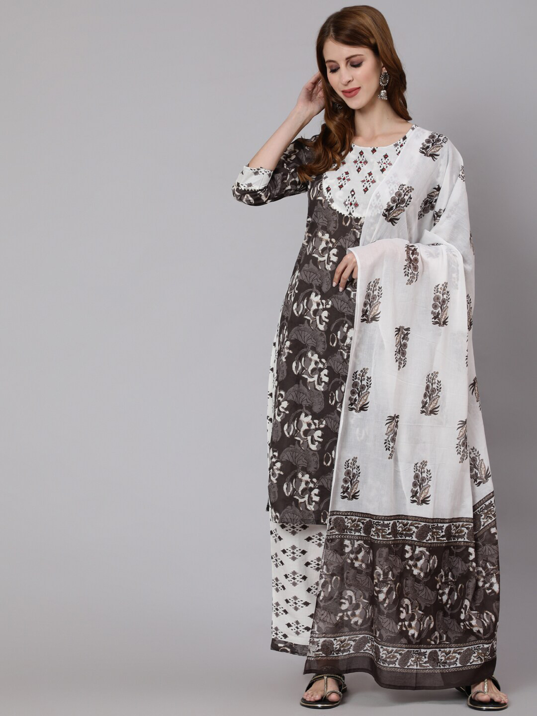 

antaran Women Grey Floral Printed Pure Cotton Kurta with Palazzos & With Dupatta