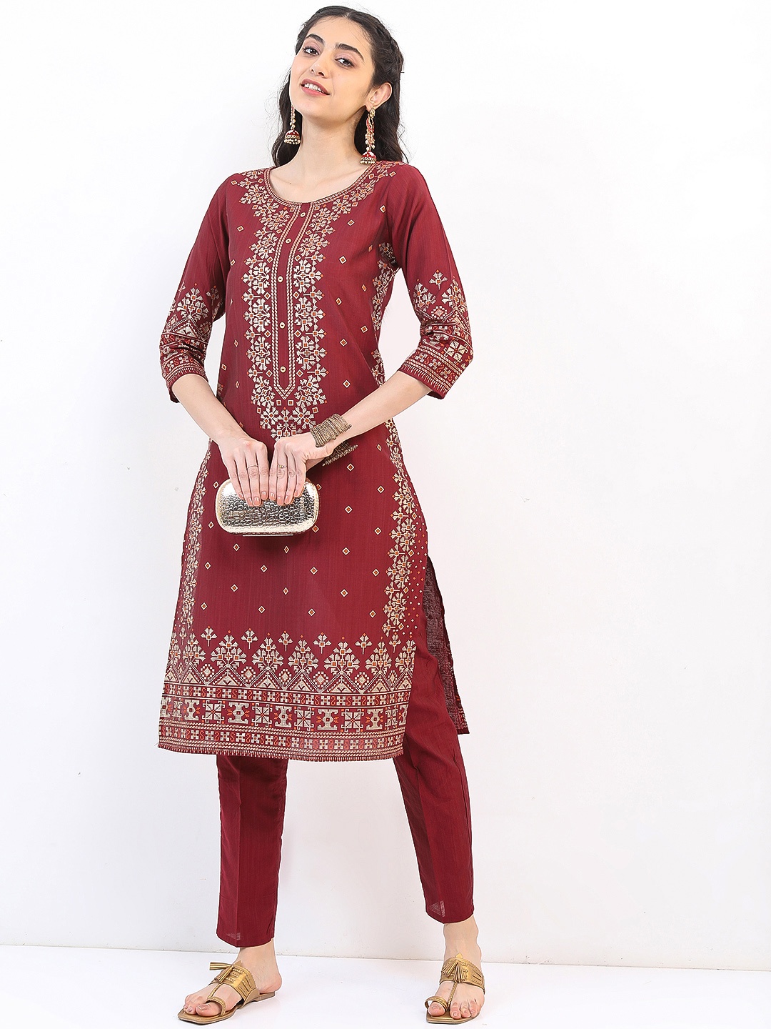 

Vishudh Women Red Ethnic Motifs Printed Thread Work Kurta with Trousers