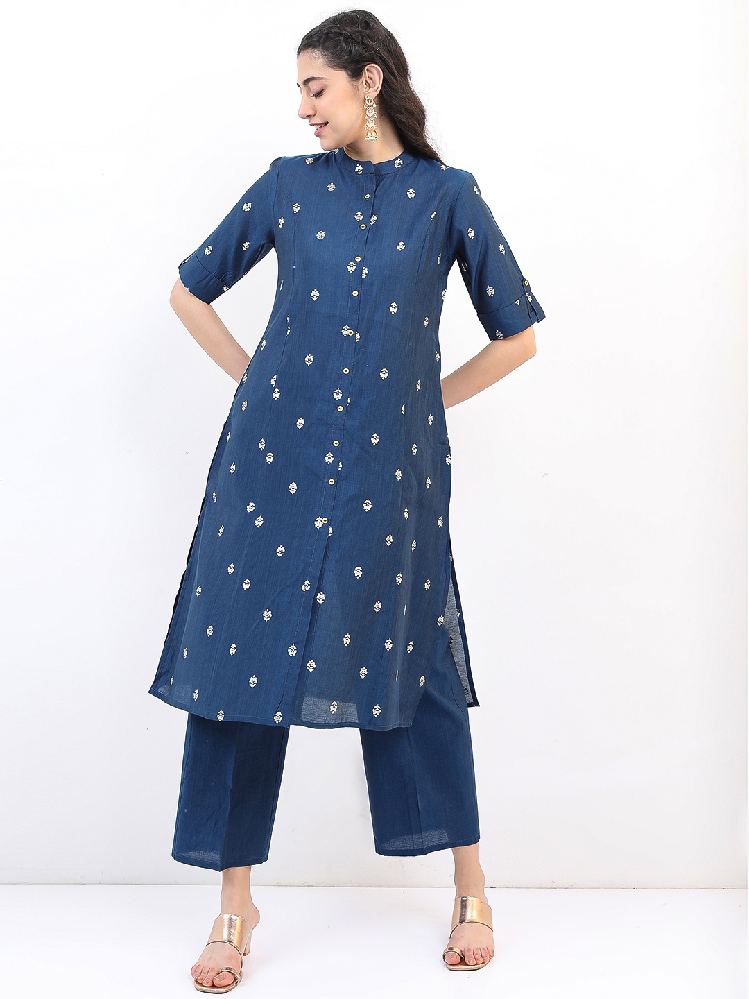 

Vishudh Women Teal Ethnic Motifs Printed Kurta with Palazzos