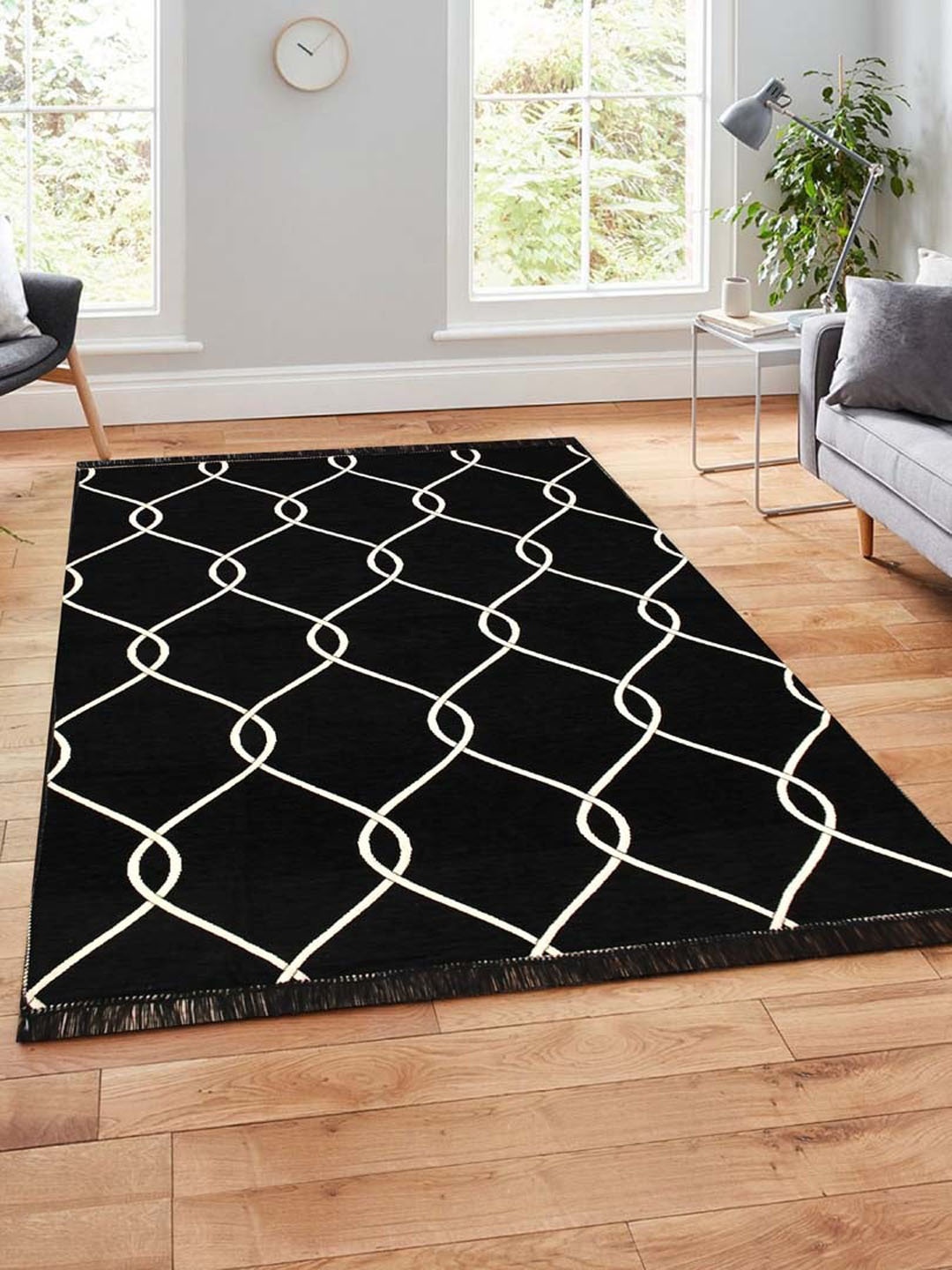 Slushy Mushy Black & White Printed Modern Carpet