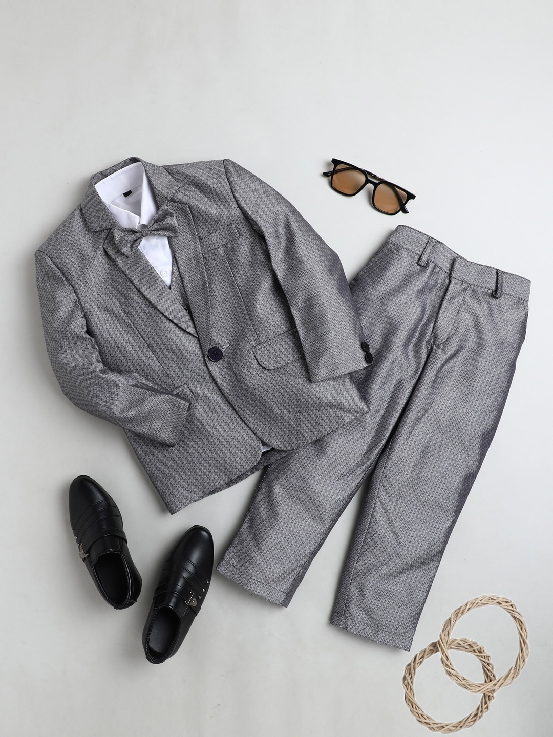 

Jeetethnics Infant Boys Grey Self-Design Single Breasted 5-Piece Suits