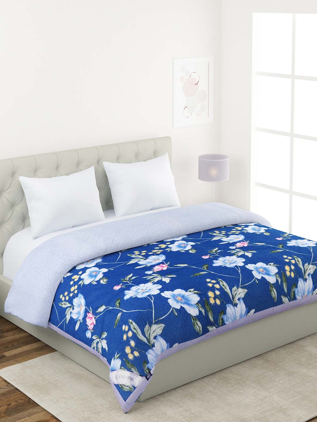 

A Homes Grace Blue & White Floral Reversible AC Room 120 GSM Double Bed Comforter