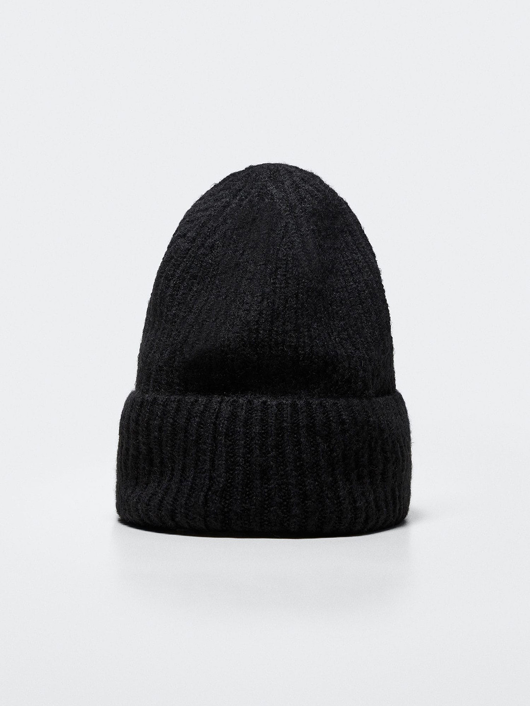 

MANGO Women Black Solid Knitted Sustainable Beret Hat