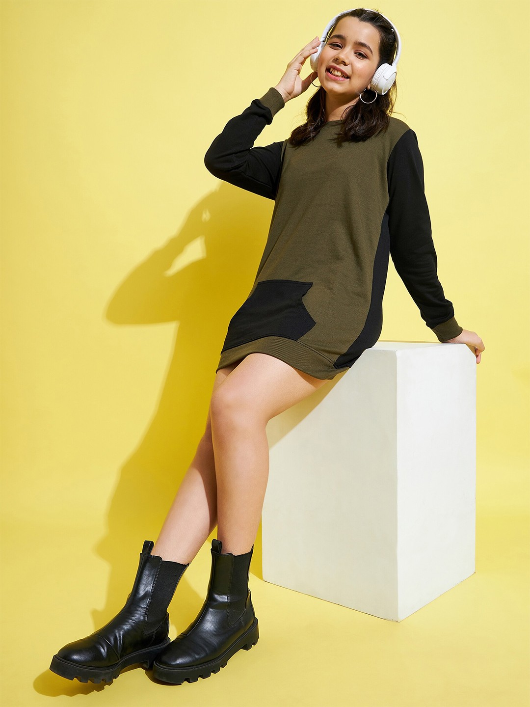 

Noh.Voh - SASSAFRAS Kids Girls Olive Green Colourblocked T-shirt Dress