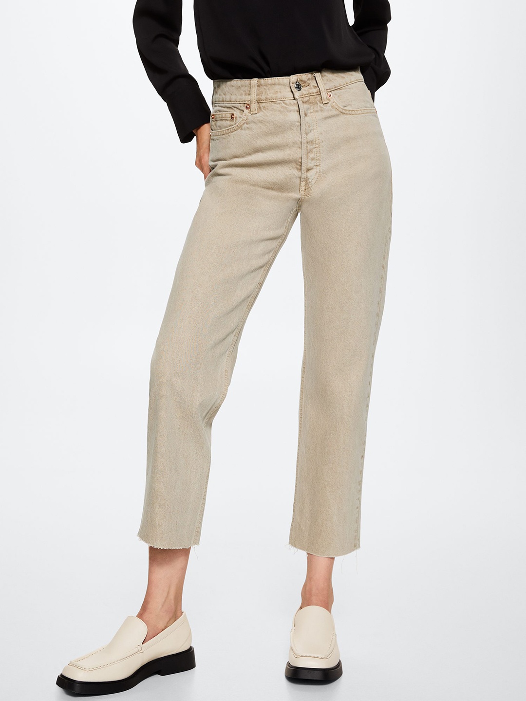 

MANGO Women Beige Solid Sustainable Straight Fit High-Rise Jeans