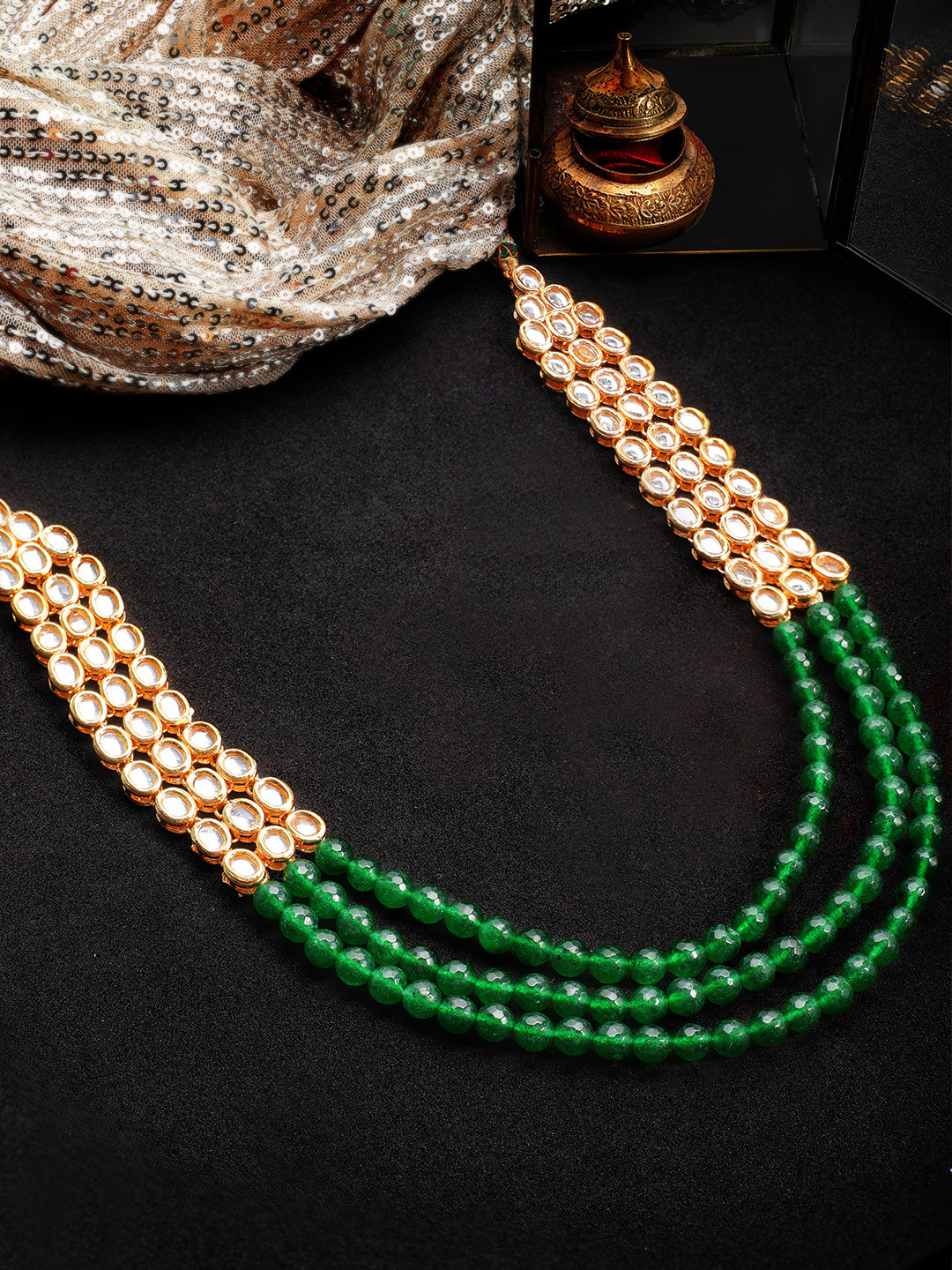 

Rubans Gold-Toned & Green Kundan Embellished Jewellery Set