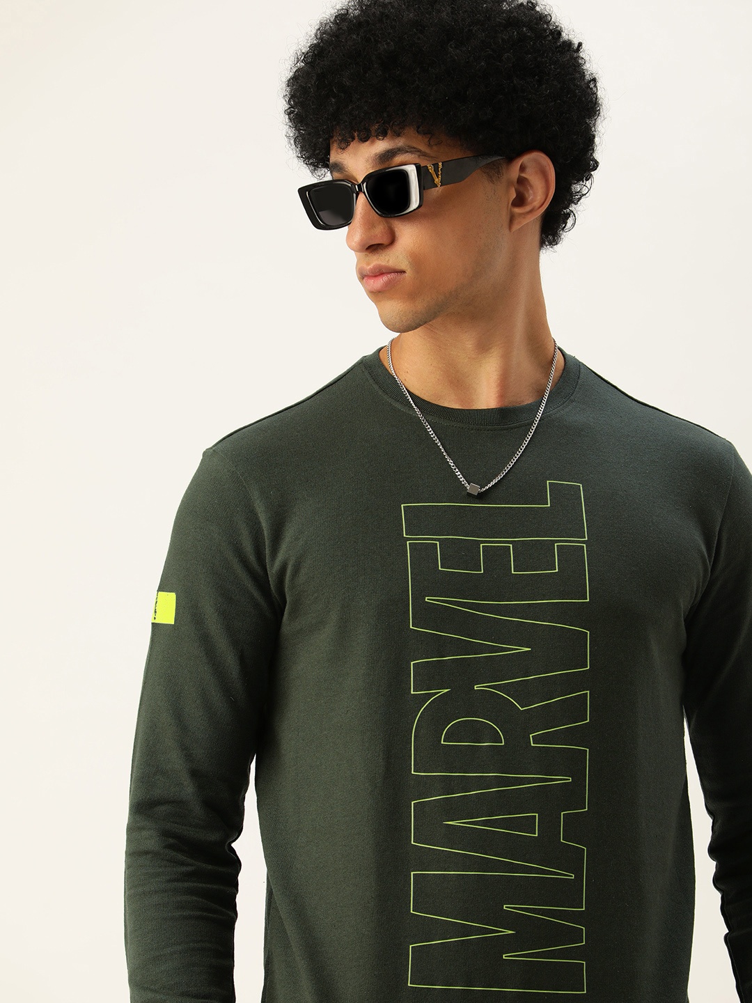 

Kook N Keech Men Olive Green Marvel Printed Sweatshirt