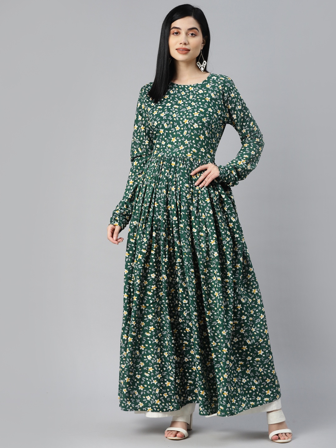 

MBE Women Green & White Floral Printed Floral Crepe Anarkali Kurta