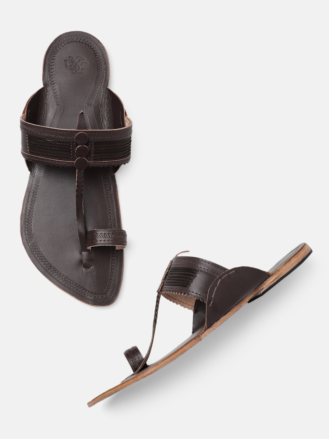 

House of Pataudi Men Textured Ethnic Comfort One Toe Style Sandals, Brown