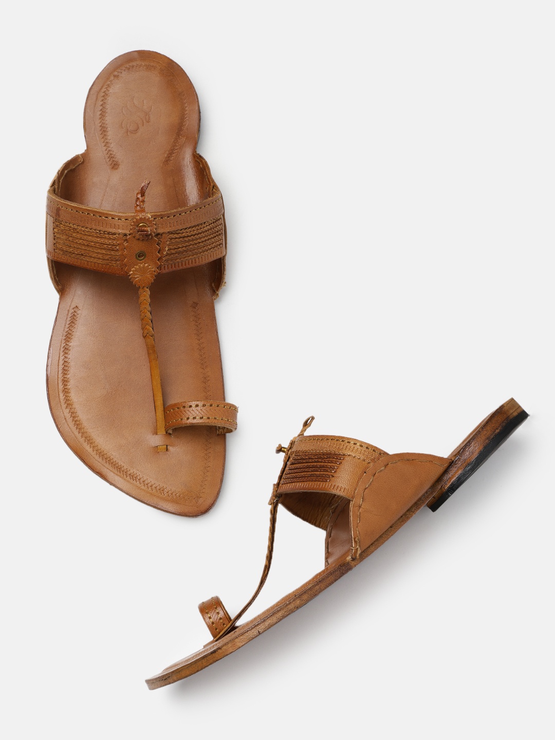 

House of Pataudi Men Textured Ethnic Comfort One Toe Style Sandals, Tan