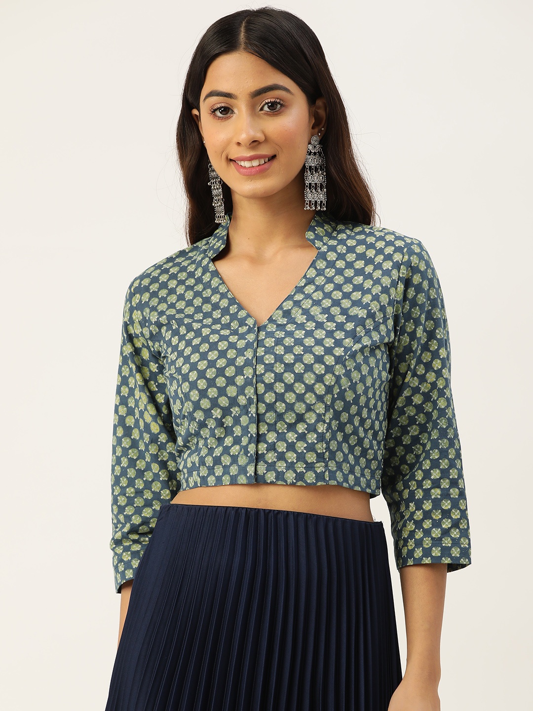 

Molcha Green & Teal Blue Geometric Print Pure Cotton Non-Padded Saree Blouse