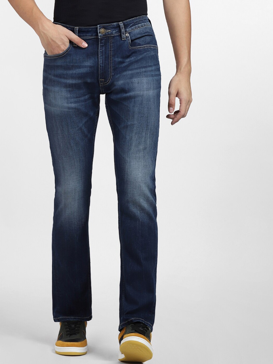 

Jack & Jones Men Straight Fit Low-Rise Light Fade Cotton Jeans, Blue
